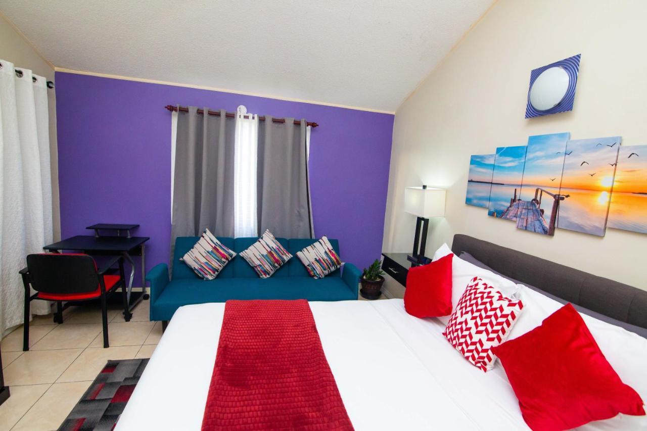 The Oasis I, Portmore Country Club Экстерьер фото